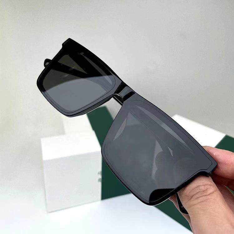 Hluxury Tesla V2 - Kính râm thời trang nam nữ chống tia UV, mặt kính ánh xanh phân cực, kèm hộp da & khăn lau